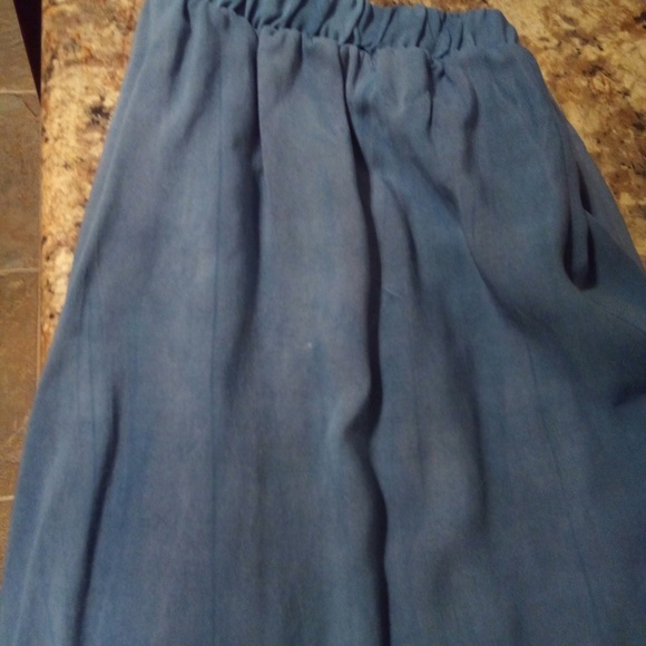 SUPER CUTE CRESCENT 2 PIECE SHORT SET - Picture 5 of 5